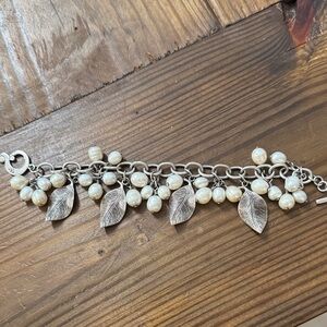 RETIRED Silpada freshwater pearl and sterling silver cha cha leaf bracelet